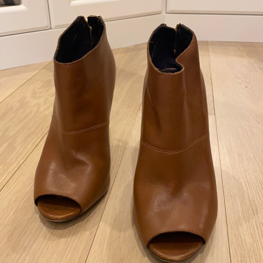 Burberry booties